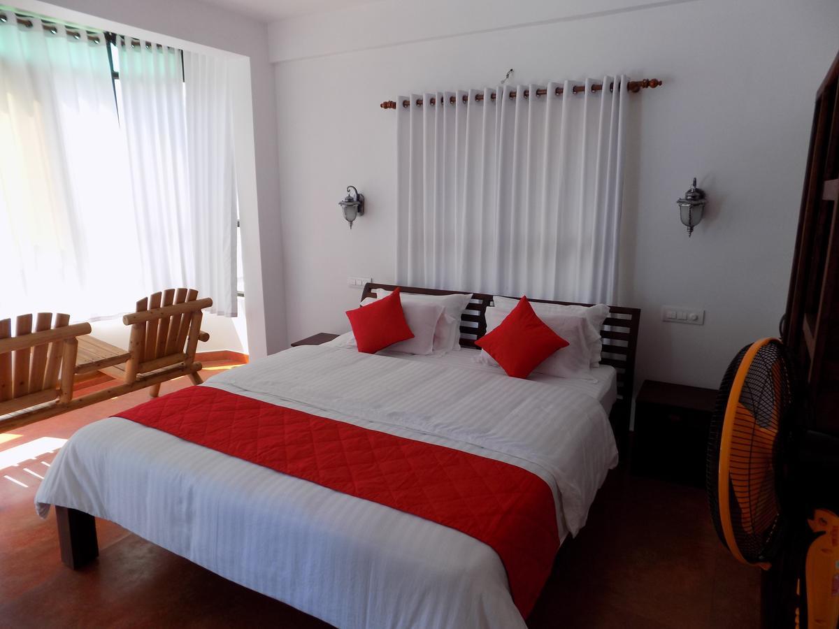 Palm Beach Villa Cherai Beach Exterior photo